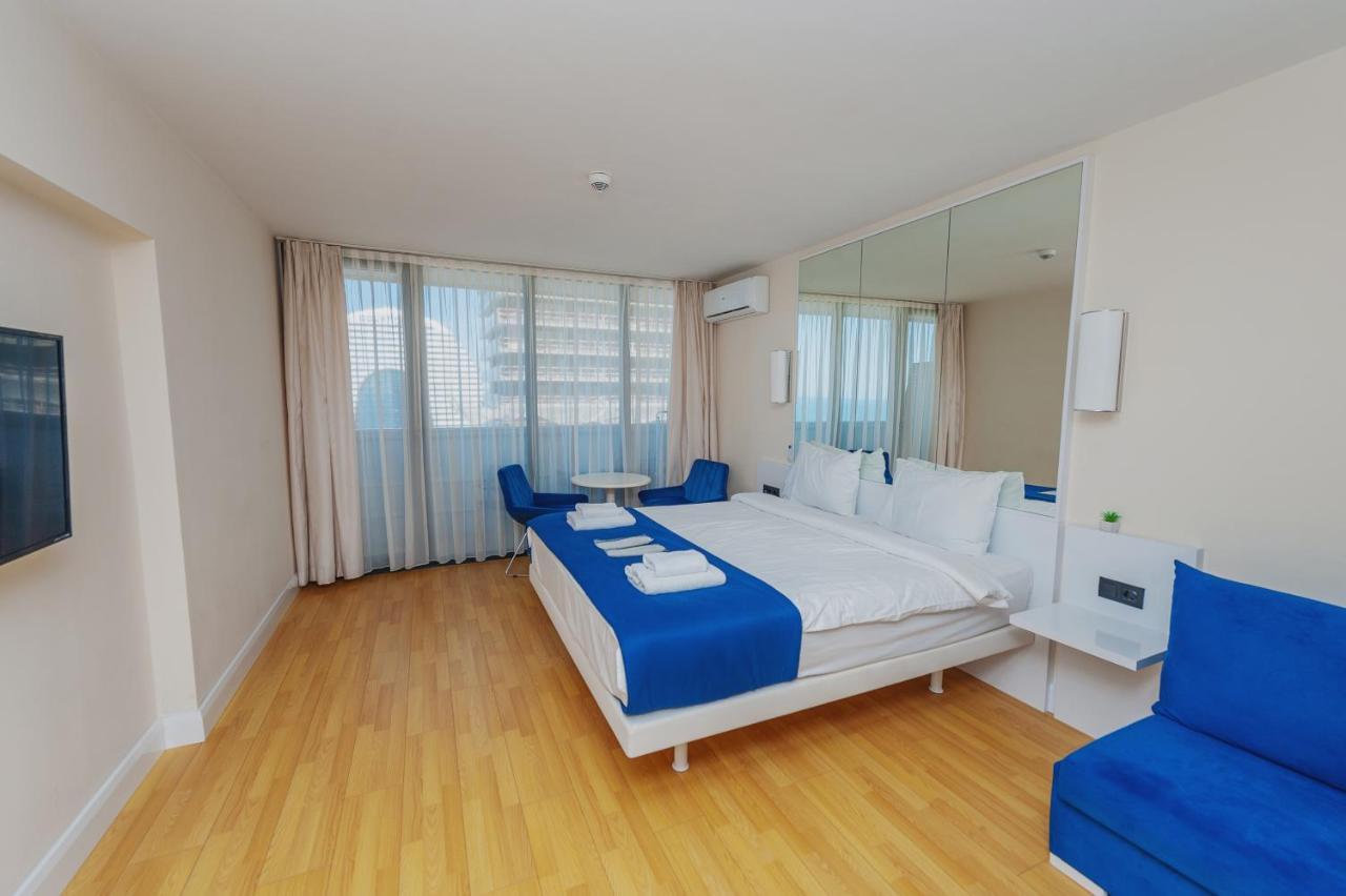 Orbi City Suite Batumi Eksteriør billede