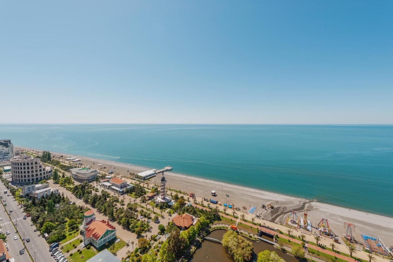 Orbi City Suite Batumi Eksteriør billede