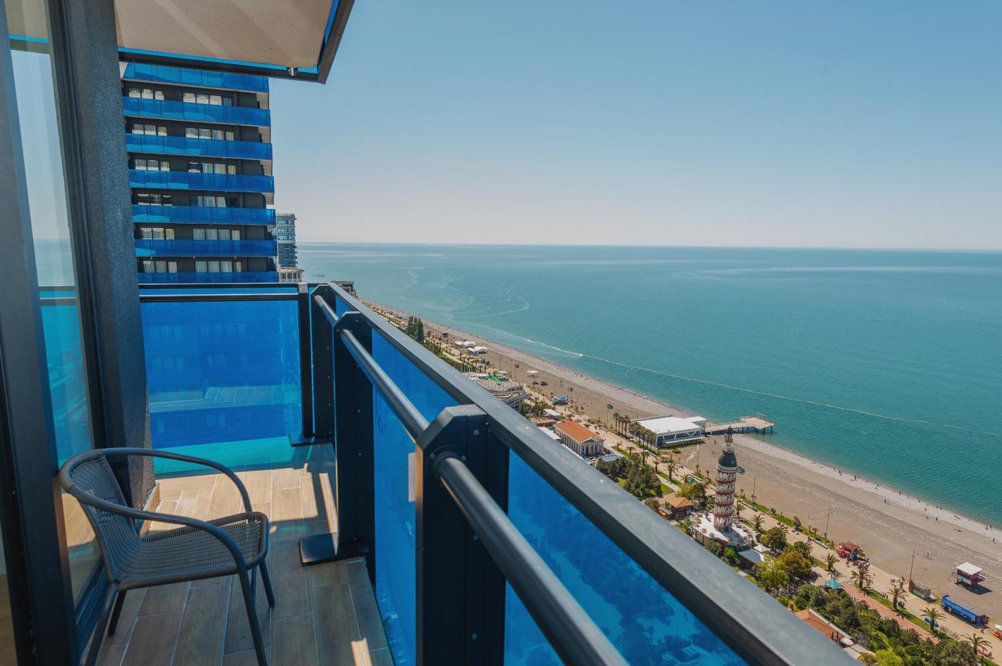 Orbi City Suite Batumi Eksteriør billede