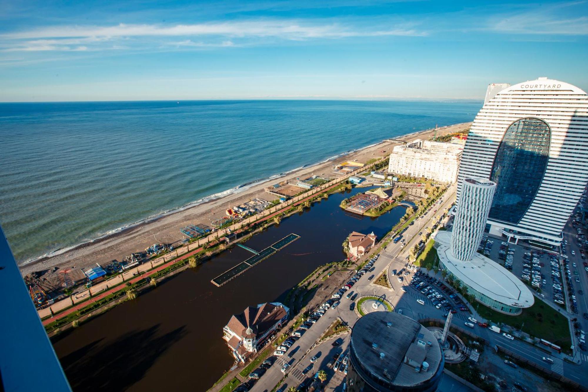 Orbi City Suite Batumi Eksteriør billede
