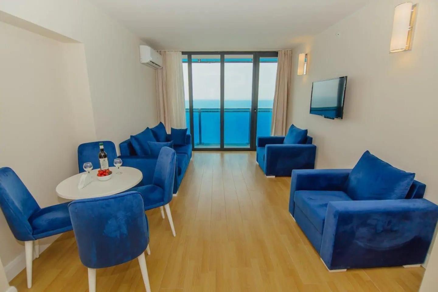 Orbi City Suite Batumi Eksteriør billede